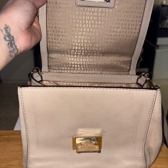 Kate Spade cream leather top-handle satchel with gold hardware - Picture 6 of 8